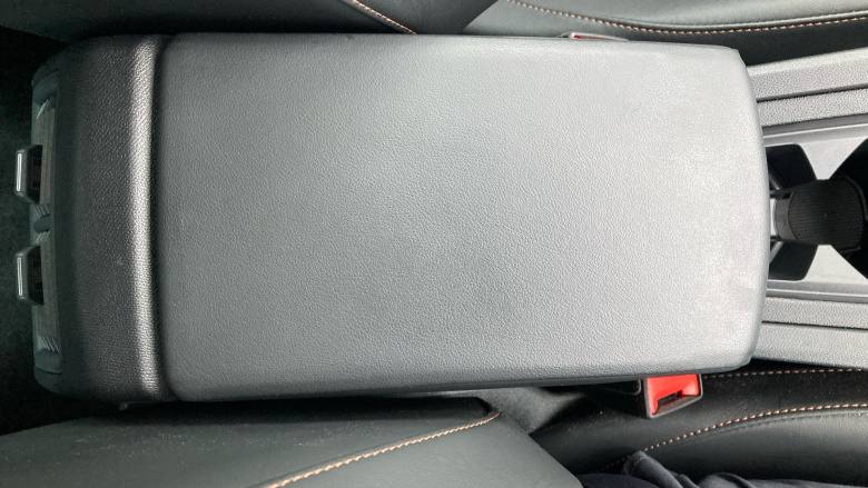 CUPRA Leon 1.5 eTSI V1 Design Edition 5dr DSG Petrol Hatchback